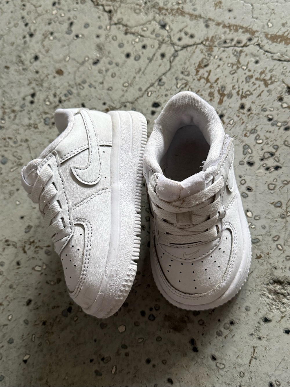 Nike Kids White Low-Top Lace-Up Sneakers